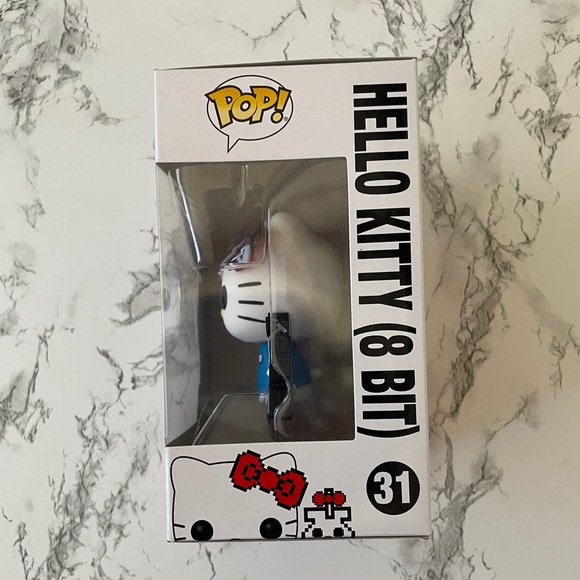 Hello Kitty Funko Pop 31 - Picture 5 of 10